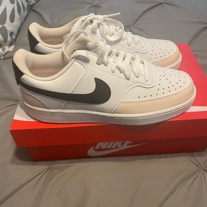 Light pink, white and black women court vision